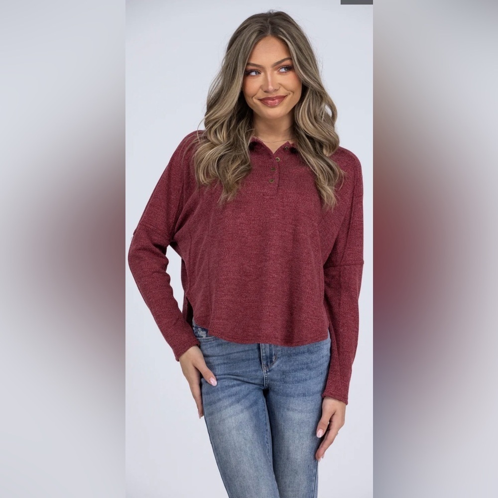 Textured Long Sleeve Top with Button Colar
